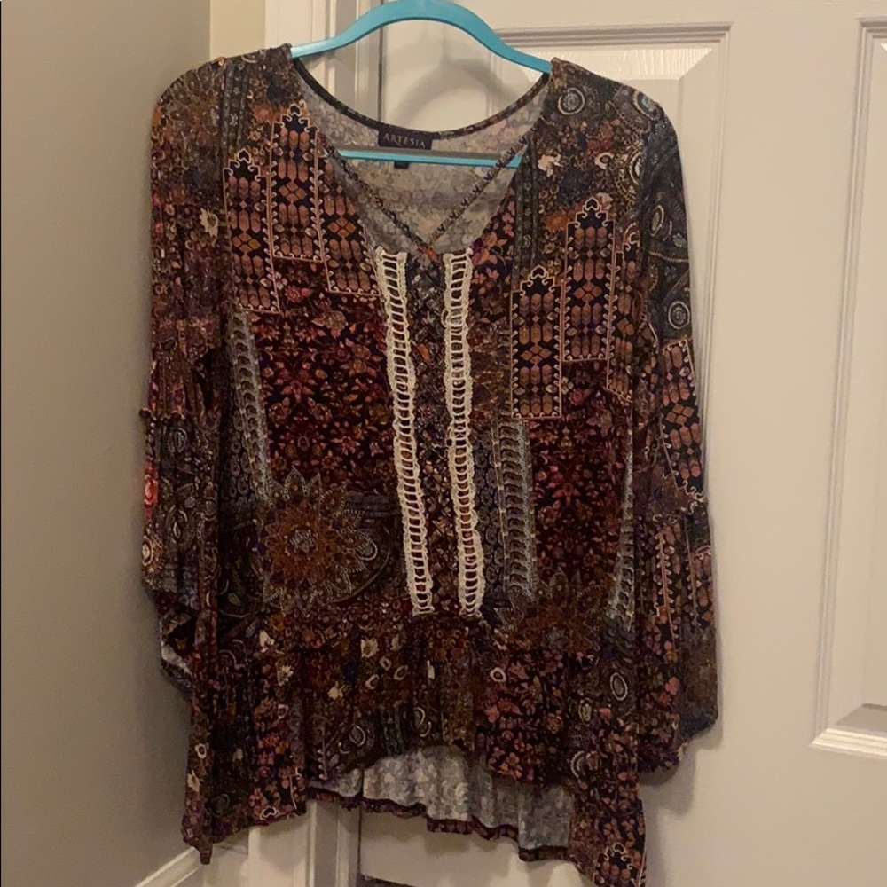 Boho patterned bell sleeve shirt